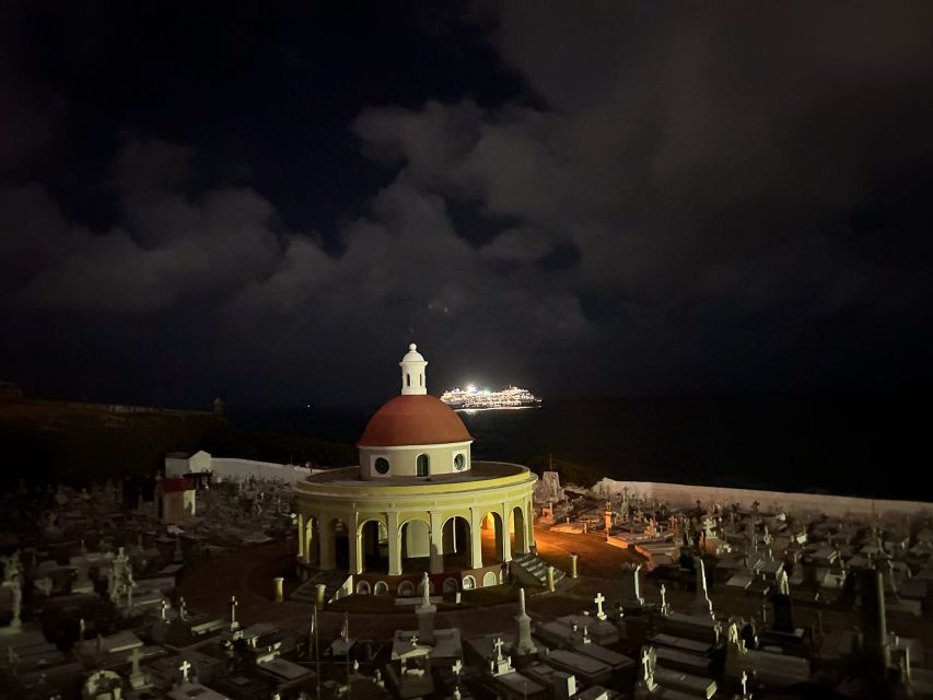 San Juan: Ghosts and Spooky History Walking Tour - Castillo San Felipe del Morro and the lost soldier