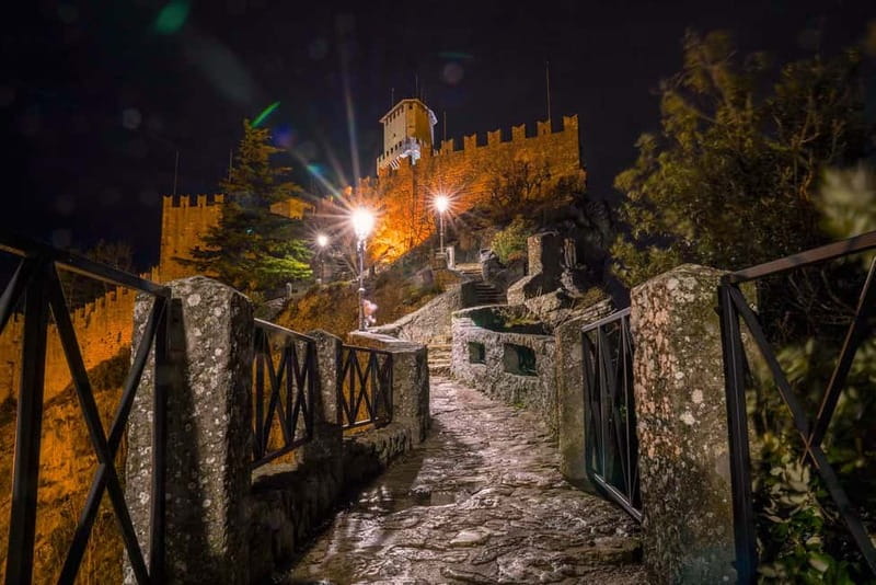 San Marino: Private Historical City Center Walking Tour - Climbing toward Guaita, the First Tower