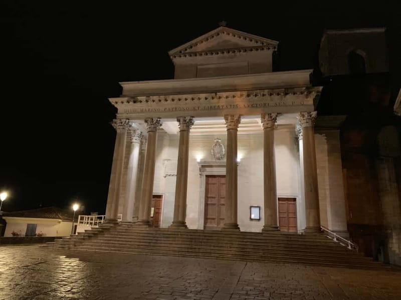 San Marino: Private Historical City Center Walking Tour - What the eBook and discount add