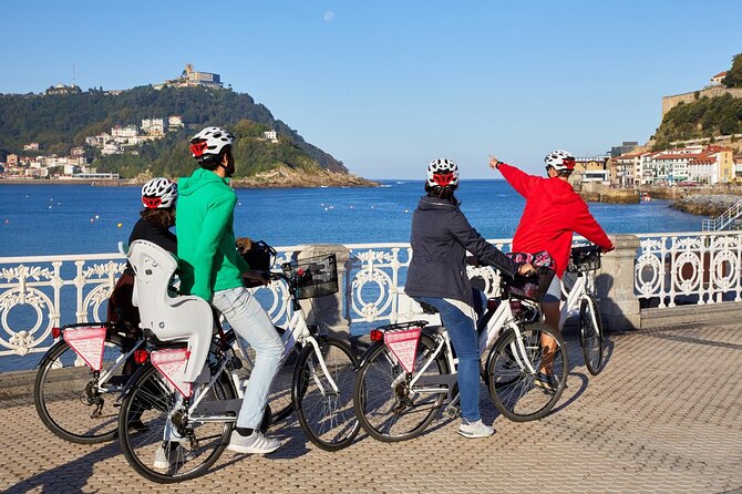 San Sebastian E-bike trour: Basque History and Cultural. - Miramar, Ondarreta, and the Peine del Viento