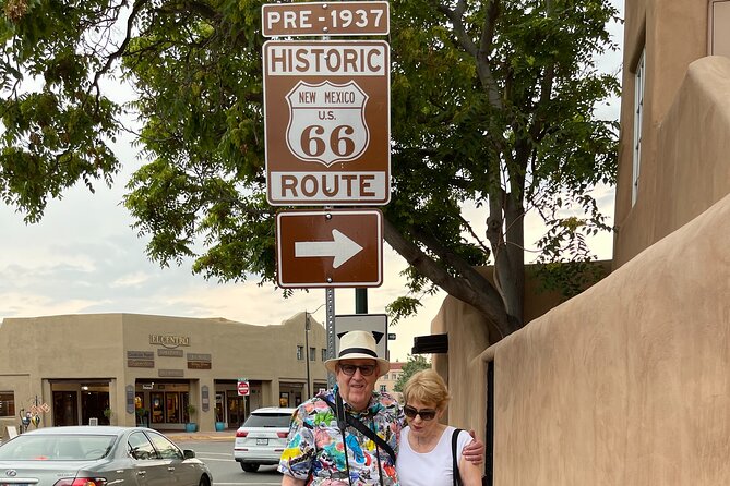 Santa Fe Ultimate History Walking Tour - Pace, altitude, group size, and comfort