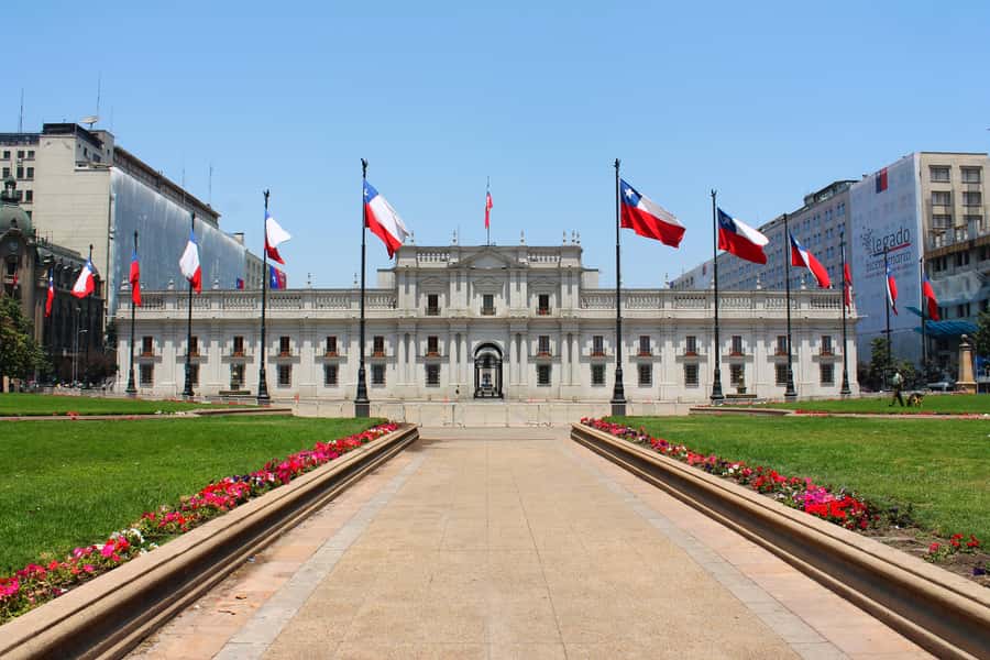 Santiago: Private tour, historic center, high altitude viewpoint, cable car - Key points to know before booking