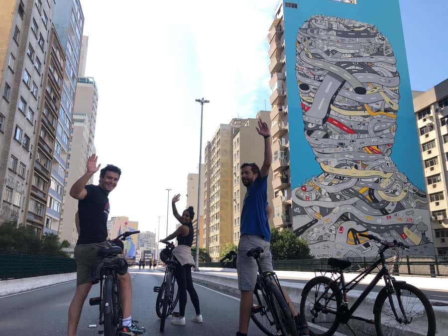 São Paulo: Downtown Historical Bike Tour - Pátio do Colégio, Sé Cathedral, and the city’s beginning
