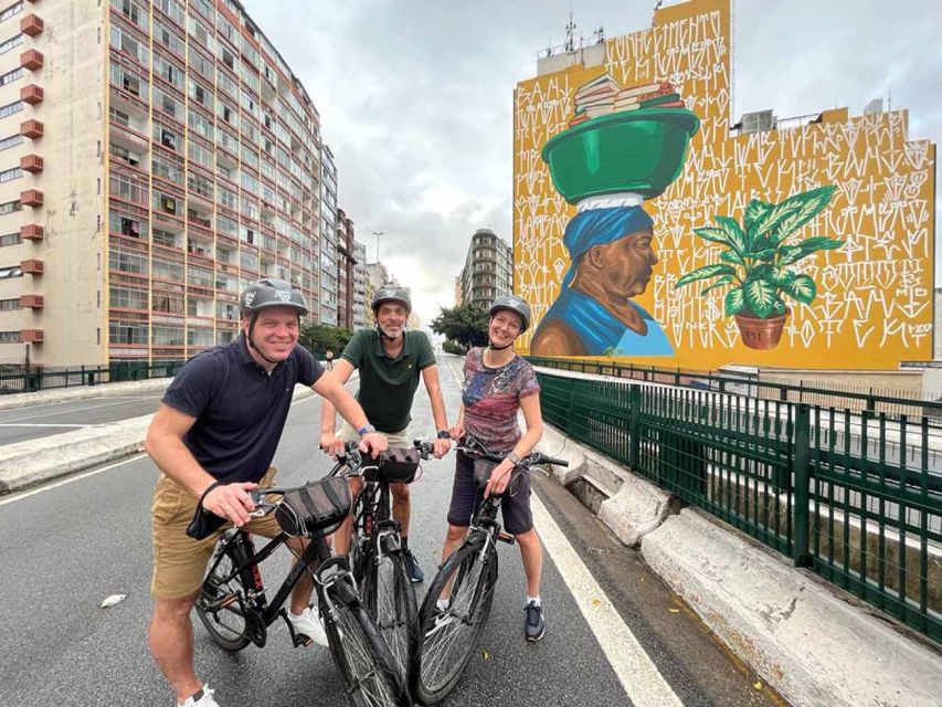 São Paulo: Downtown Historical Bike Tour - Safety, traffic, and the reality of cycling downtown