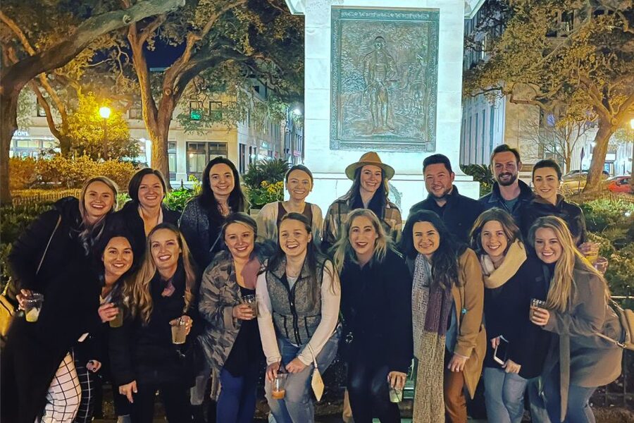Savannah: Historical Pub Crawl Tour with Drinks Included - What this Savannah pub crawl is really like