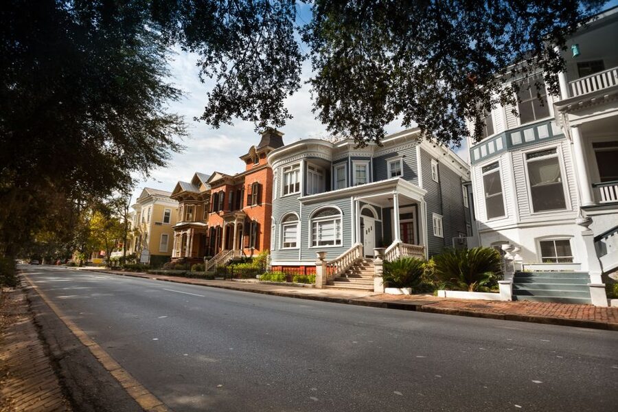 Savannah: History and Culture Walking Tour - Ninety minutes, with some flexibility in the timing