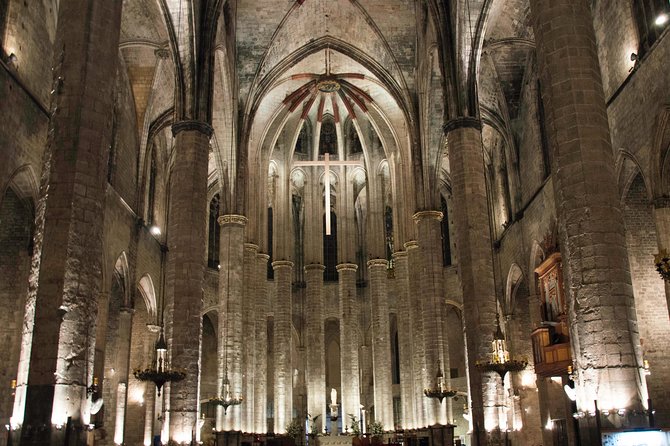Savor Spain: Food, Wine, History & Culture Small Group Tour in Old Barcelona - Key things to know before booking