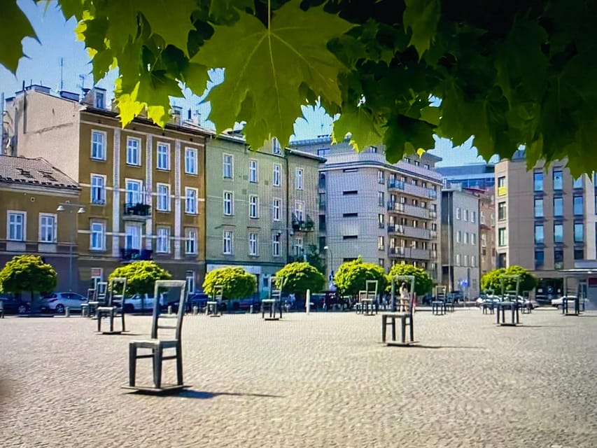 Schindler's List Movie Tour: Historic Sites & Film Location - Who should book this experience?