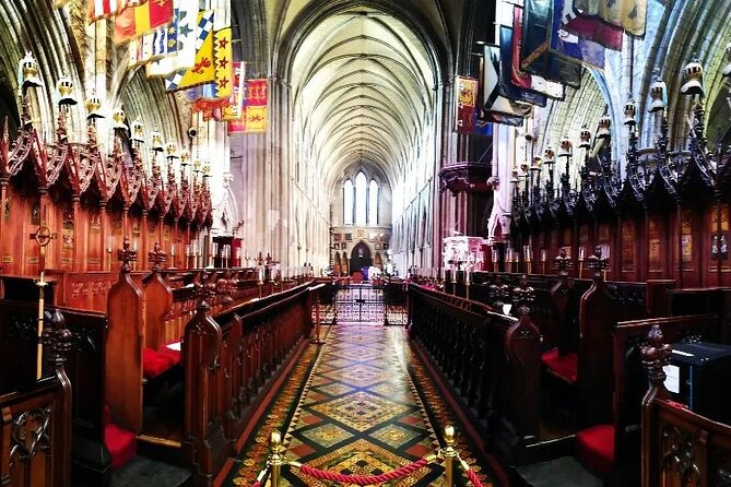 Semi-Private (8people max) 2.5 Hr Dublin Walking Tour - Trinity College, the Long Library, and the Book of Kells