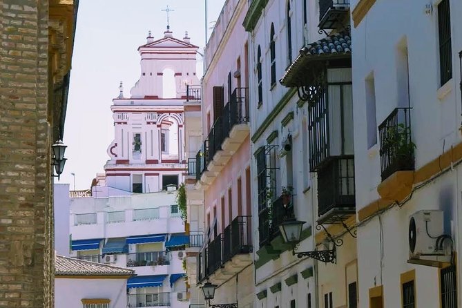 Sevilla Food Tour: Tapas, Wine, History & Traditions - Starting beneath the Setas de Sevilla