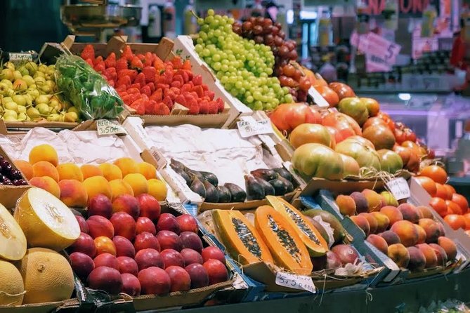 Sevilla Food Tour: Tapas, Wine, History & Traditions - What you are likely to eat and drink