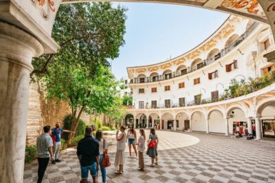 Tapas, Taverns and History Guided Walking Tour