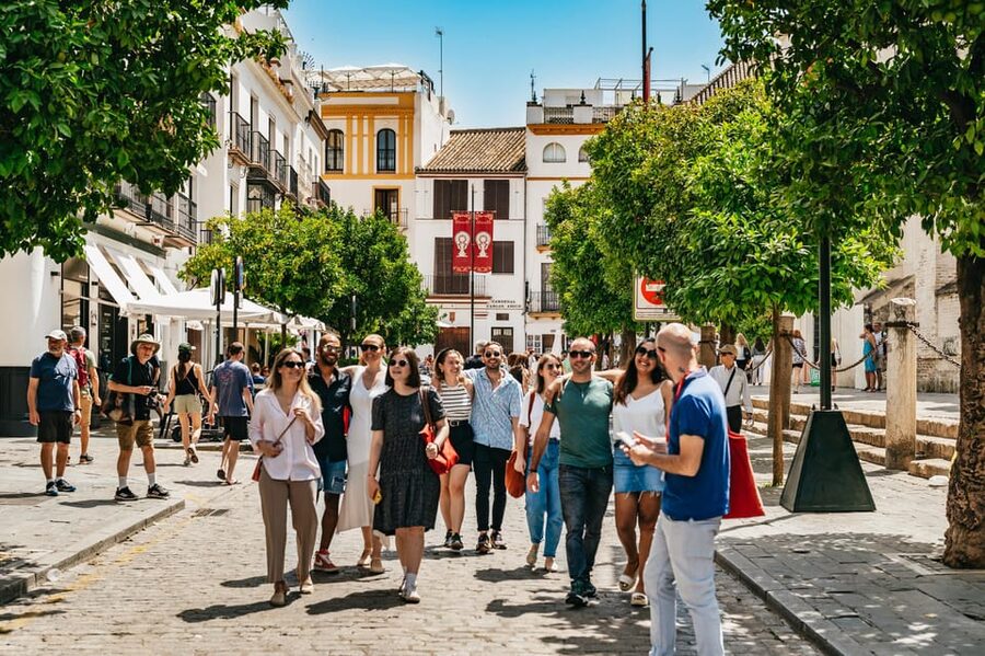 Seville: Tapas, Taverns and History Guided Walking Tour - Gloria&Rositas finishes with local-style ice cream