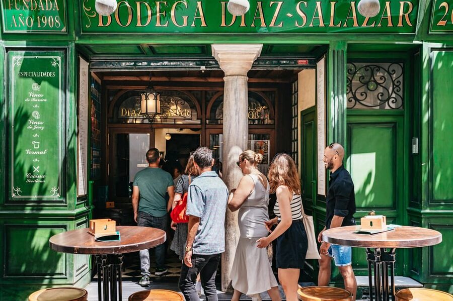Seville: Tapas, Taverns and History Guided Walking Tour - Who should book this tapas tour?