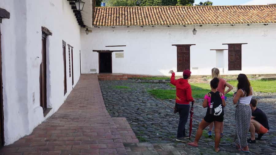 Shared Tour Cali's Historical Downtown - What the guides add to the experience