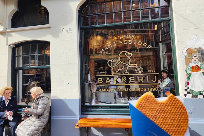 Skipping Lines & Sipping Beers: A History Tour of Amsterdam - Five beers and Dutch snacks