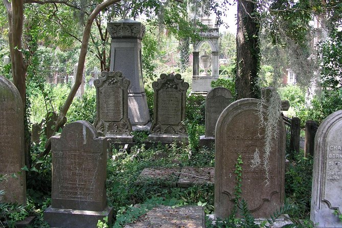 Small Group Ghost Tour Charleston: 60min of True Haunted History - Key points to know before you book