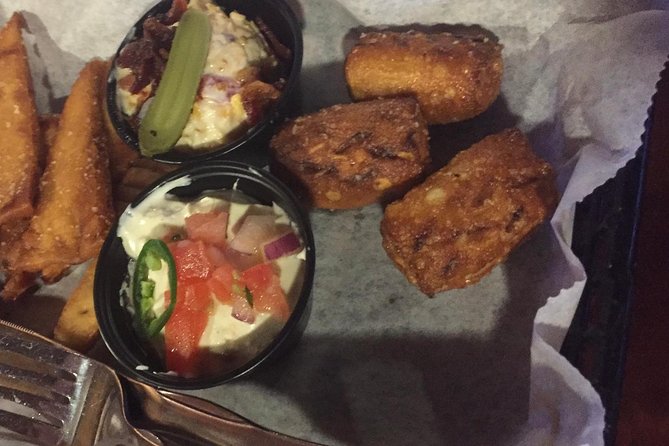 Southern Flavors Food, Pub Crawl, and History Walking Tour - Drinks, Cocktails, and the Real Cost