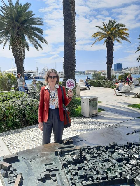 Split: Private Walking Tour in the Historical Town Center - Meeting the Guide by the Bronze City Model