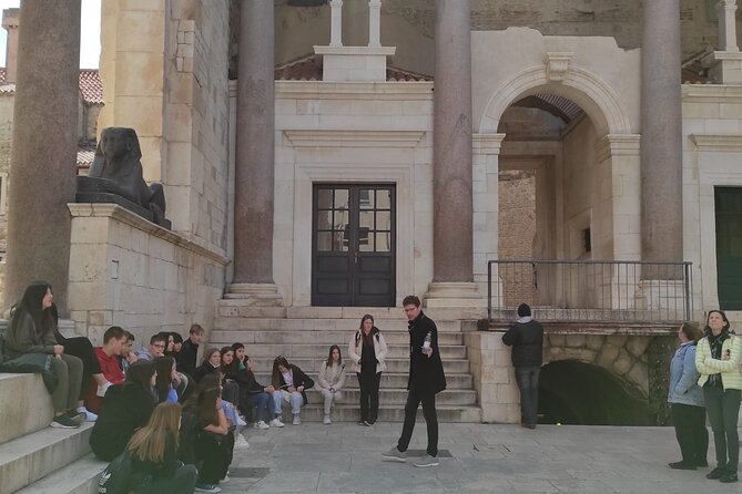 Split Walking Tour with Professor of History - Seeing Saint Domnius in three different roles