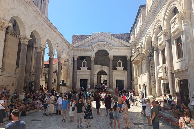 Split Walking Tour with Professor of History - From the Golden Gate to Gregory of Nin