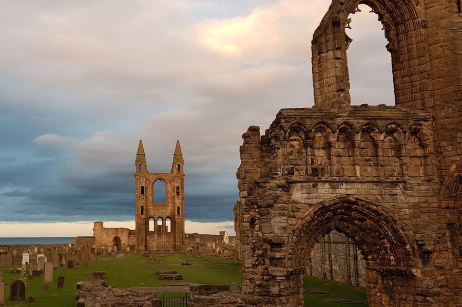 St Andrews: 90-Minute Historical Walking Tour - Who should book this tour?