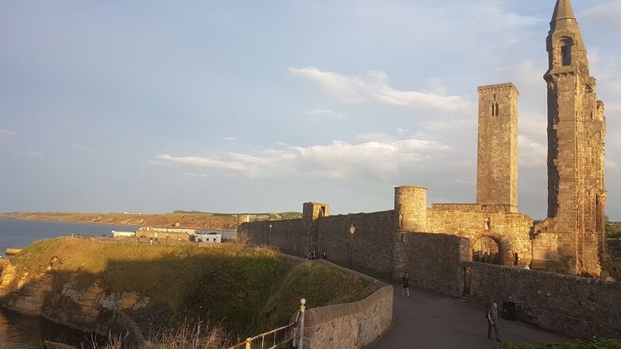 St Andrews: Town, Golf, and Old Course History Tour - Value at $27 per person