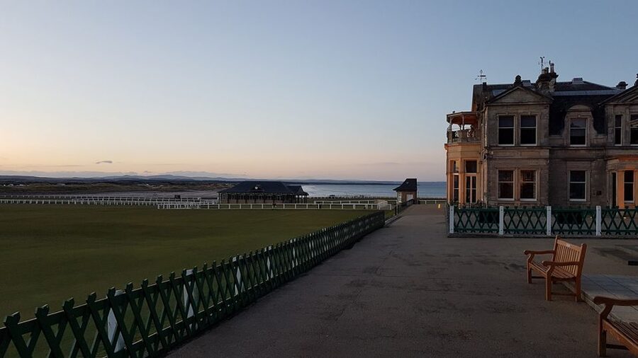 St Andrews: Town, Golf, and Old Course History Tour - Finishing at Swilcan Bridge
