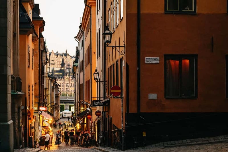 Stockholm: Ghost Walk and Historical Tour - Stories of murder, plague, and public punishment