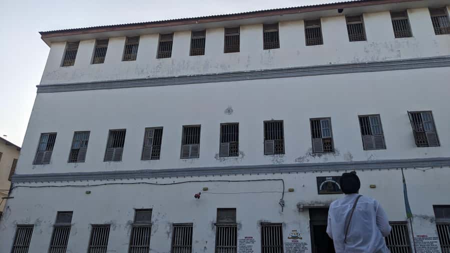 Stone Town's Hidden History: Private Guided Walking Tour - Hamamni Baths and the cathedral quarter