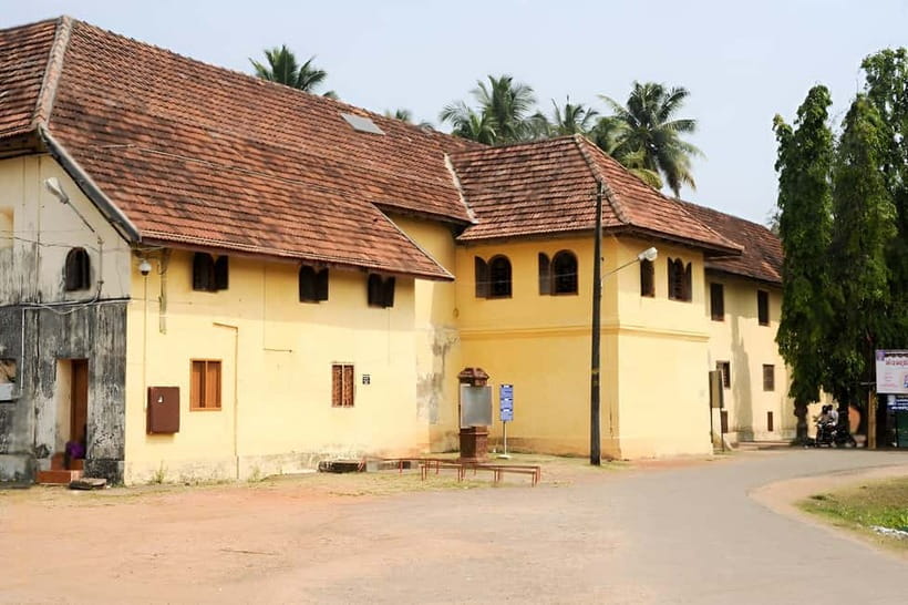 Stories of Jew Town: Guided Heritage Walk in Kochi - Paradesi Synagogue and the final historical layer