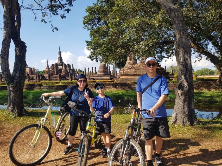 Sukhothai: Full-Day Historical Park Cycling Tour with Lunch - Five things to know before you book