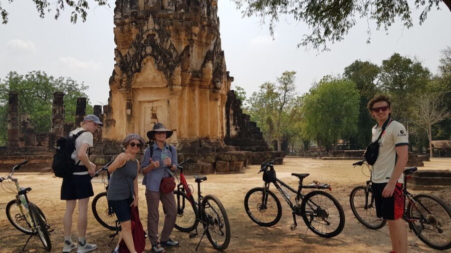 Sukhothai: Full-Day Historical Park Cycling Tour with Lunch - A local lunch provides a welcome pause