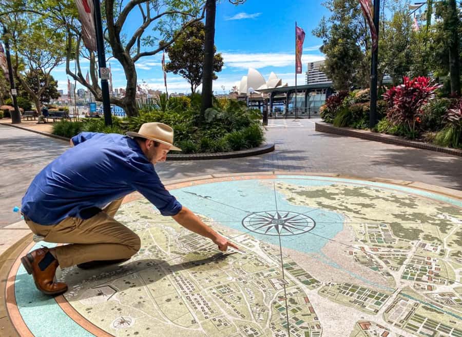 Sydney Convicts, History & The Rocks 2.5-Hour Walking Tour - Macquarie Place and the ambitions of early Sydney