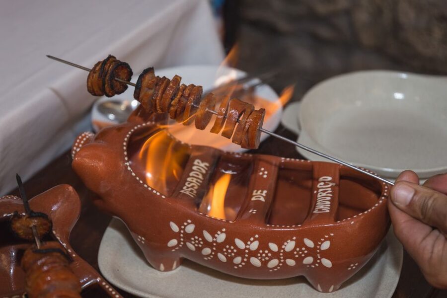 Taste Funchal: food, wine and cultural tour - Tea, pastries, and the first taste of Madeira