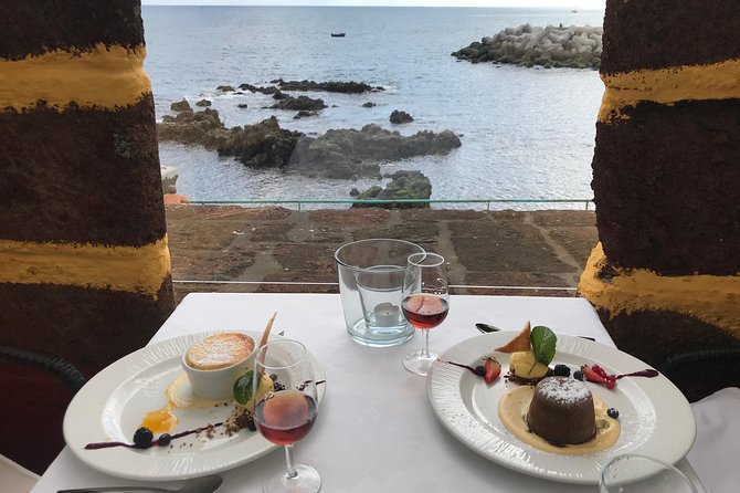 Taste Funchal: food, wine & cultural tour - Walking, Seating, and the Shape of the Day
