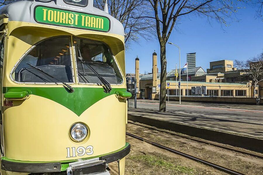 The Hague: Hop-on Hop-off Heritage Tram Tour - Stops 14 through 16: Mauritskade, Kneuterdijk, and Kerkplein
