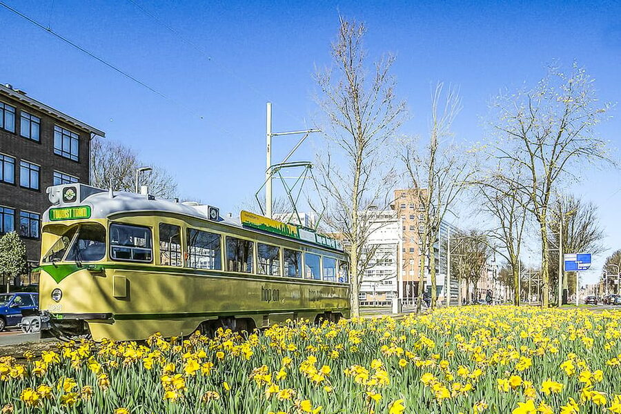 The Hague: Hop-on Hop-off Heritage Tram Tour - Stops 2 and 3: Centrum to Central Station