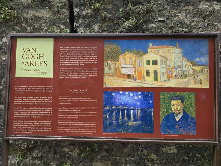 The historic district of Montmartre - The final twenty minutes toward Sacré-Cœur
