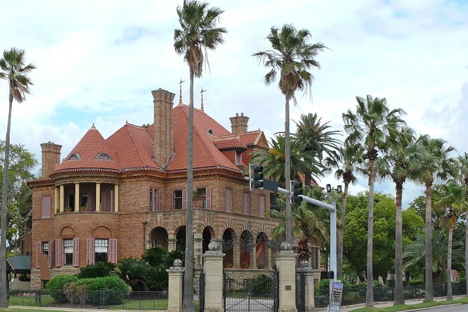 The Historic Galveston Ghost Tour - Why Galveston makes a strong ghost-tour setting