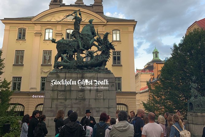 The Original Stockholm Ghost Walk and Historical Tour - Gamla Stan - Winter clothing and practical walking advice