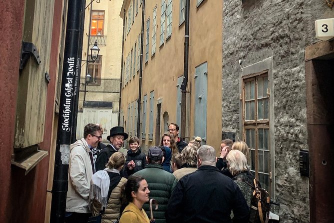 The Original Stockholm Ghost Walk and Historical Tour - Gamla Stan - The sensory approach: smell, taste, and touch