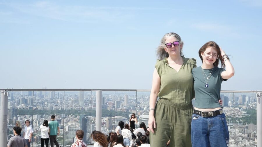 Tokyo: Customized Private Historical Guided Photoshoot Tour - Families, Couples, and Different Travel Styles