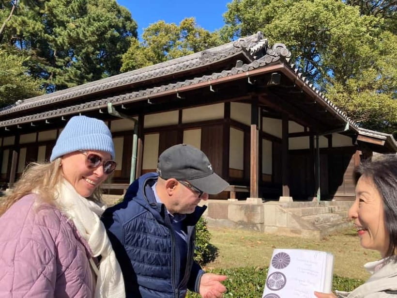 Tokyo: Edo Castle & East Garden of the Imperial Palace Tour - What the garden tells you about Japan