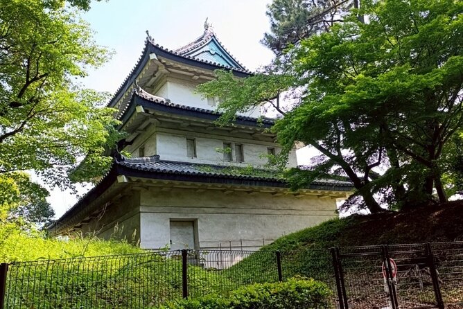 Tokyo: Imperial Palace and Shogun Historical Walking Tour - Is $22 a fair price?