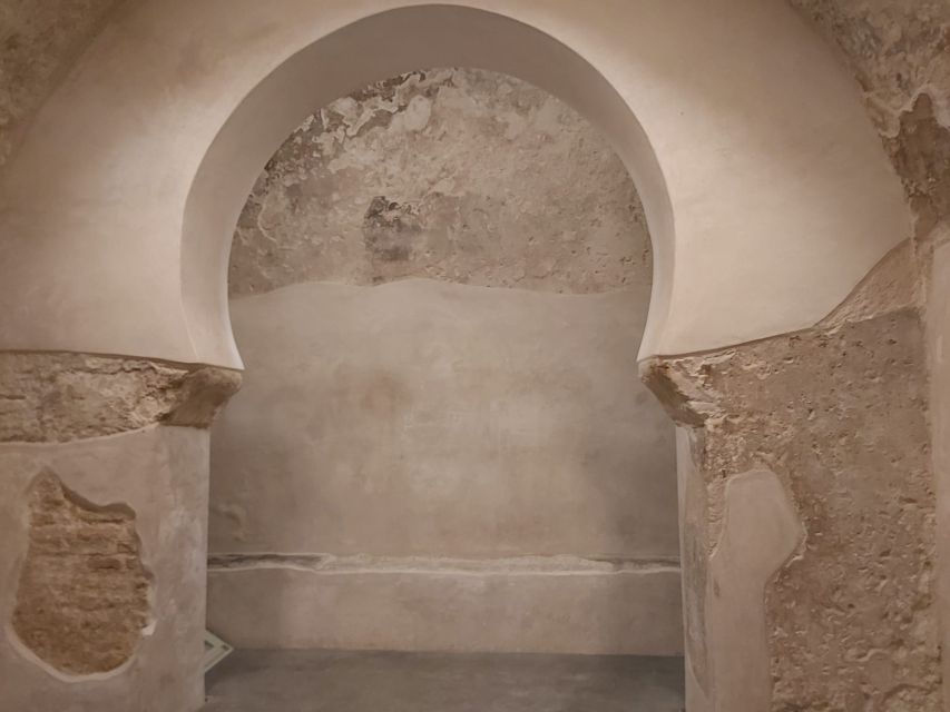 Toledo: Ancient Underground City Tour in Spanish - The old Nuncio Roman baths