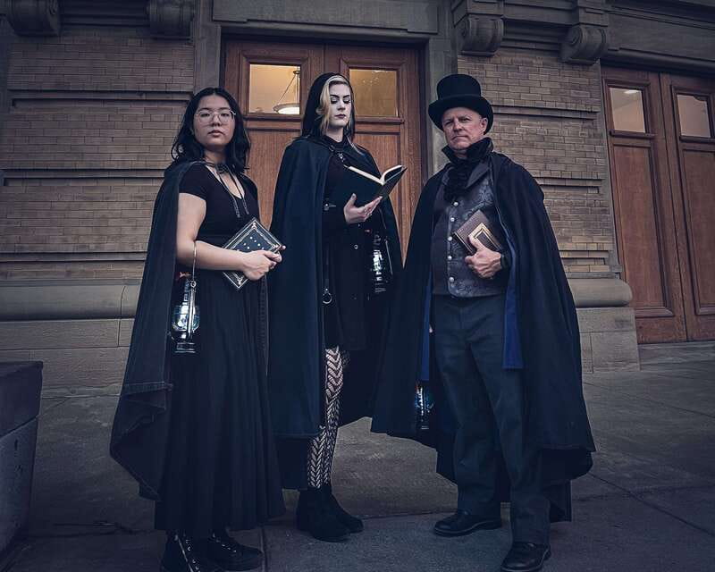 Toronto: Dark History Nighttime Walking Tour - The guides are the main attraction