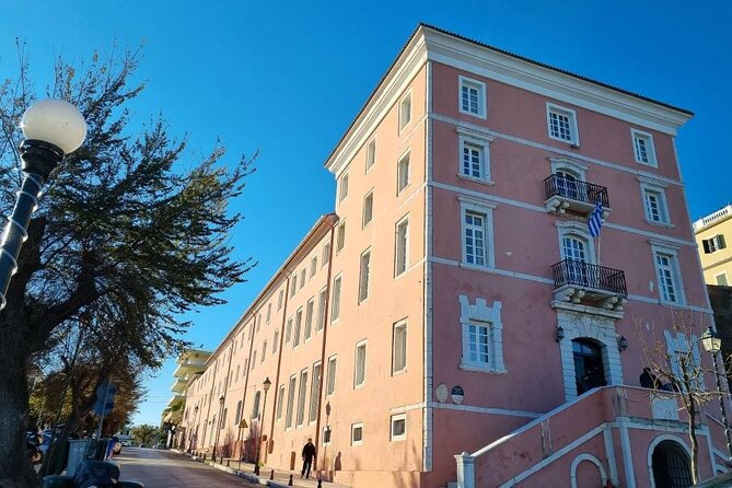 Tour in Corfu Town: Historic Buildings & Great Personalities - Starting by the Old Fortress gate