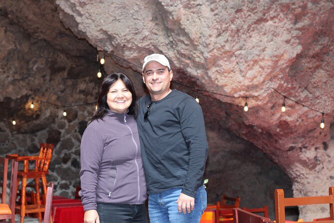 Tour to Teotihuacan with visit to ancient caves and CDMX transportation - What the $69.24 price includes