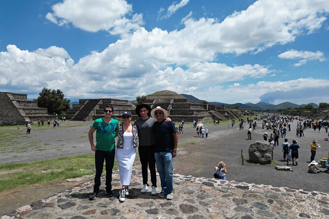 Tour to Teotihuacan with visit to ancient caves and CDMX transportation - Pace, language, and group size